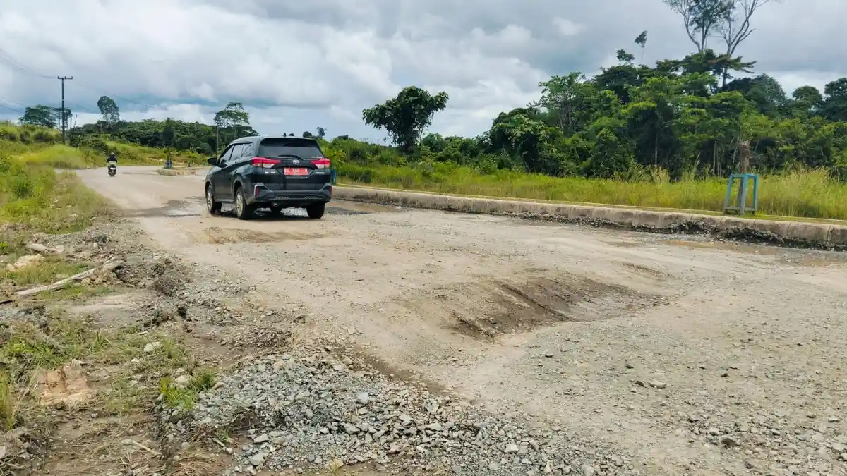 Jalan Sebawang Jadi Perhatian Pemkab Tana Tidung